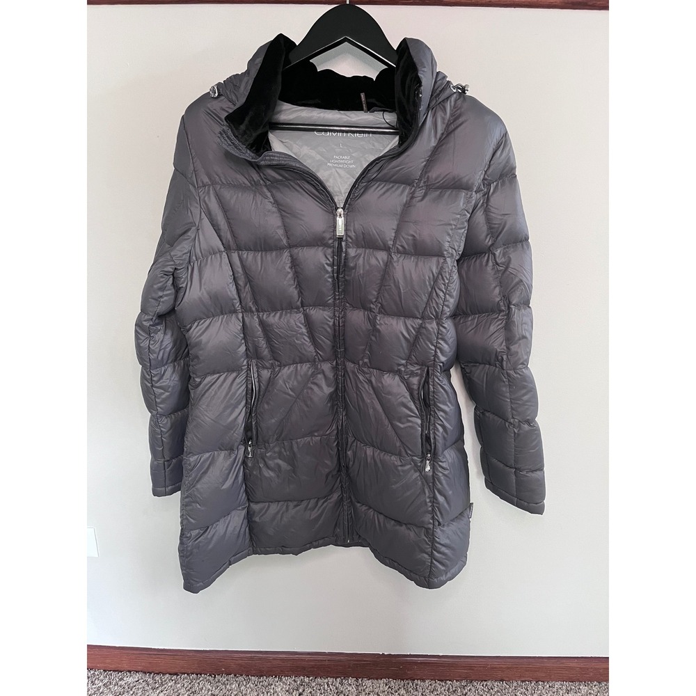 Calvin Klein Packable Lightweight Premium Down Hooded Puffer Jacket Gray Large